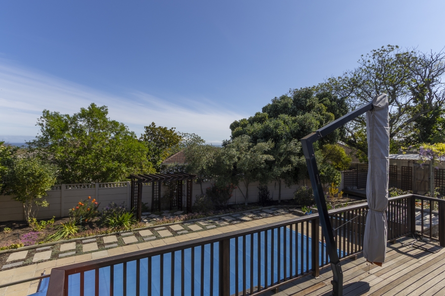 To Let 4 Bedroom Property for Rent in Die Wingerd Western Cape